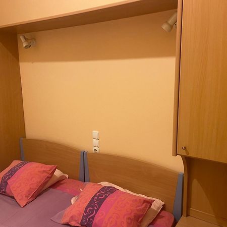 Pislis Rooms Kamena Vourla Exterior photo