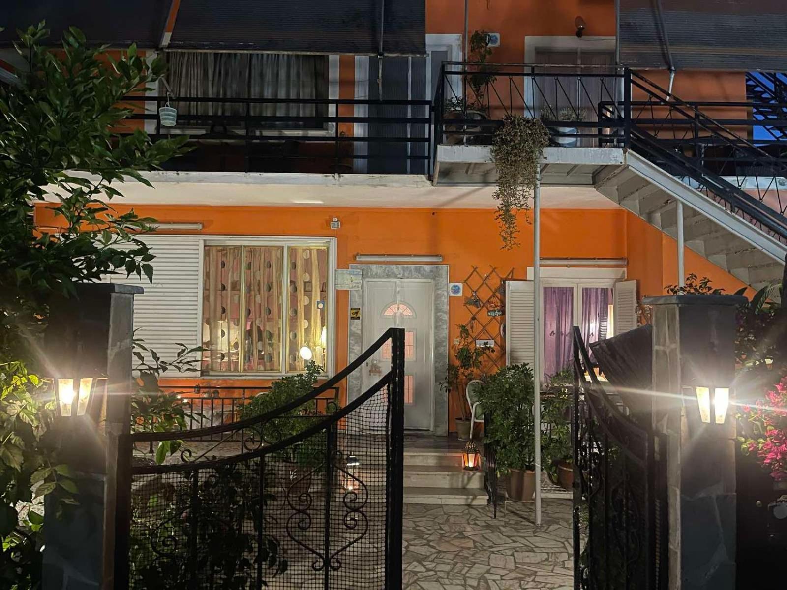 Pislis Rooms Kamena Vourla Exterior photo